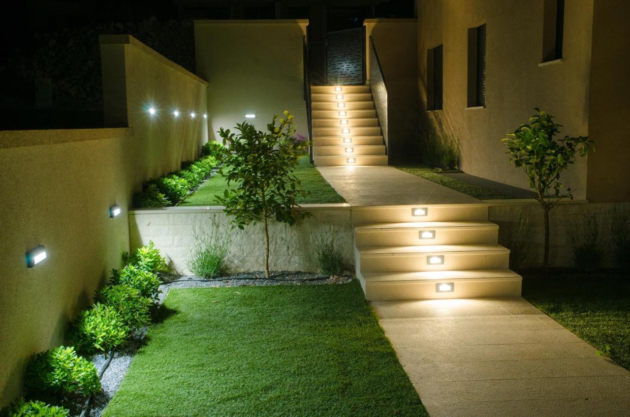 Garden Villa Sveti Filip i Jakov Exteriör bild